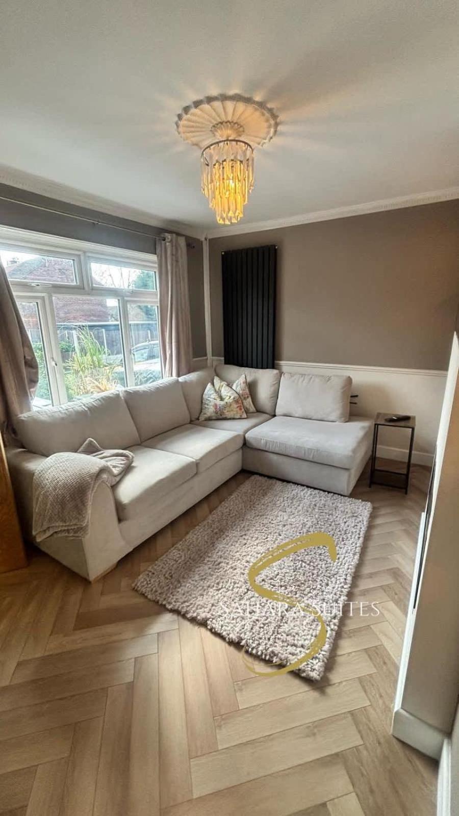 Stylish 2Bed - Manchester - Free Parking Hyde Exteriör bild