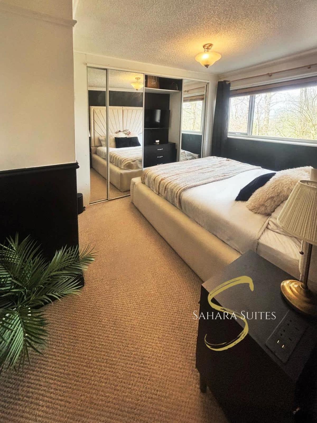 Stylish 2Bed - Manchester - Free Parking Hyde Exteriör bild